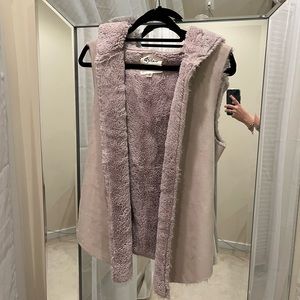 Dylan fur hooded vest